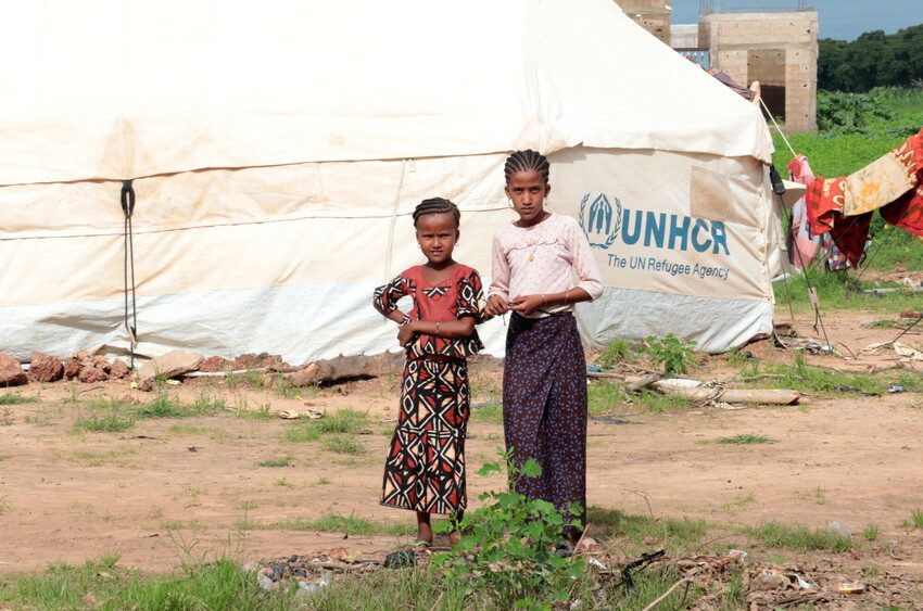 Fatoumata in the IDP camp, dealing with the effects of Mali's hunger crisis. 