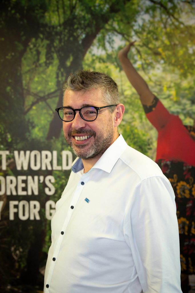 Damien Queally – Executive Director Delivery Performance & Accountability Damien Queally, Global Director, Programmes and Operations.