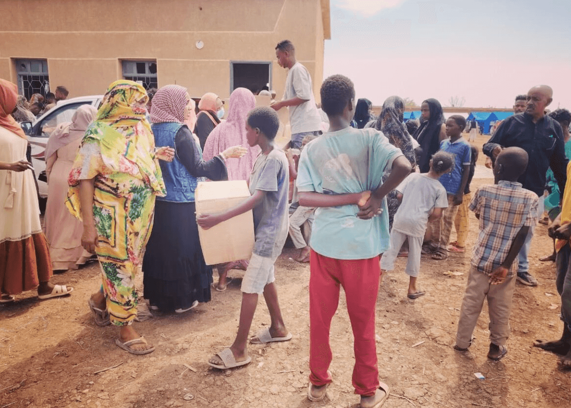 People and children displaced by the attacks in Al Jazirah state. 