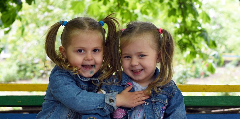 Liliana and Diana, 3, at a refugee centre in Moldova