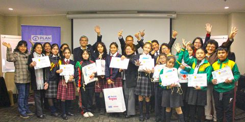 Estudiantes promueven educación menstrual a través del arte en Concurso MenstruARTE