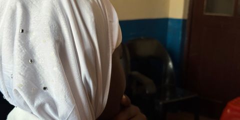 Nem a gravidez precoce as afastou da escola