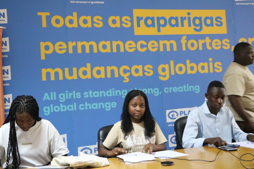 Participantes do Debate alusivo as celebrações do Dia da Convenção sobre os Direitos da Criança na Plan.