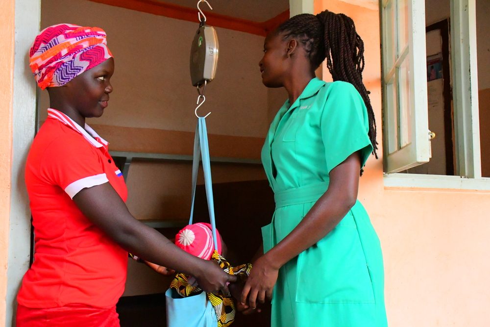 Health workers support adolescent mothers with positive parenting