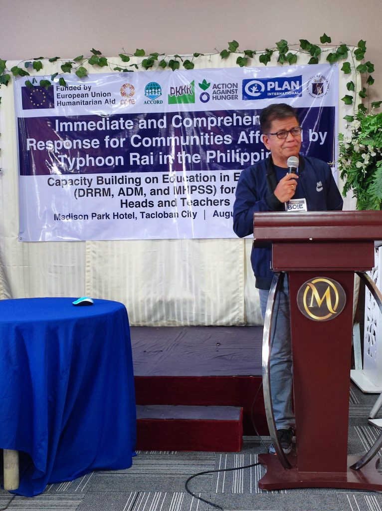 Education Program Supervisor and Division ADM Coordinator, Emmanuel Gerardo, gives a talk on giving students flexible learning options and how to reduce dropout rates during emergencies 