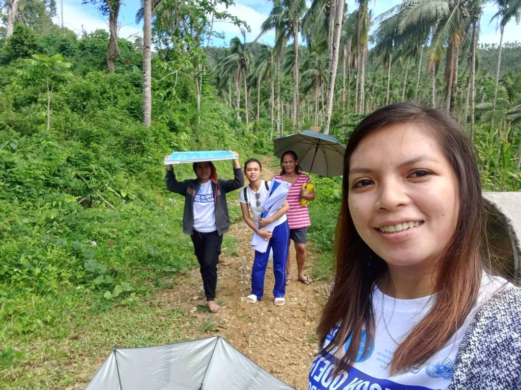 Angelie with her CFS team members 