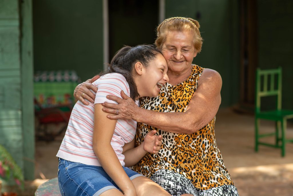 Grandmother Maria and granddaughter Alma.