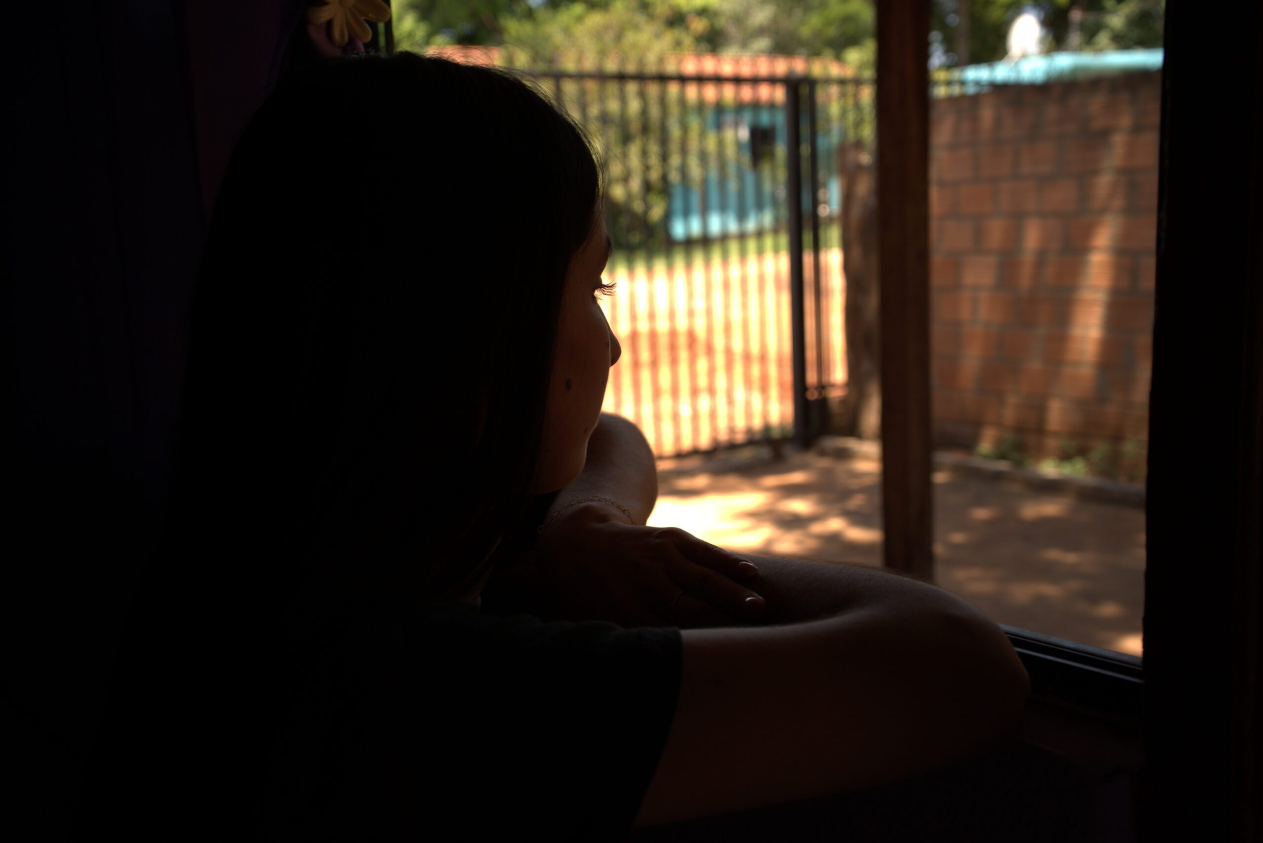 Resiliencia en Accion Desde pequeña, Luz, enfrentó desafíos que la llevaron a alzar su voz por los derechos de las niñas y adolescentes.