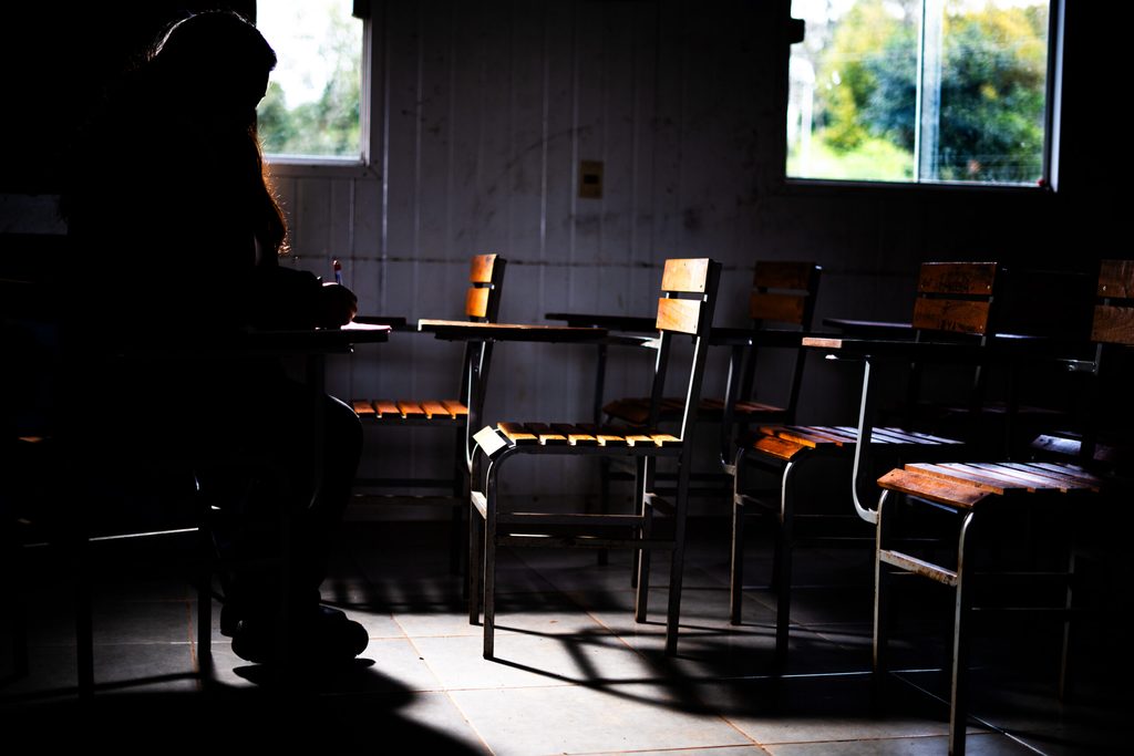 Silueta, aula de escuela