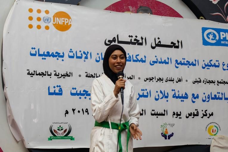 Hegazeya sharing her experiences during a community event.