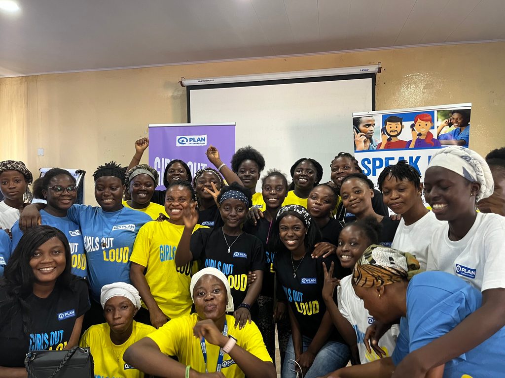 Girls Out Loud members.