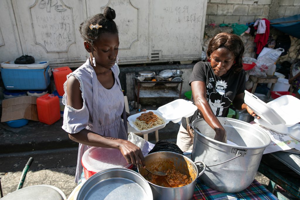 Isabelle*, 15, who now lives in a displacement site, reflects on her daily struggles and hopes.
