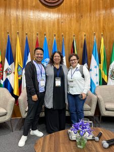 Organizaciones integrantes del MMILAC participando del foro