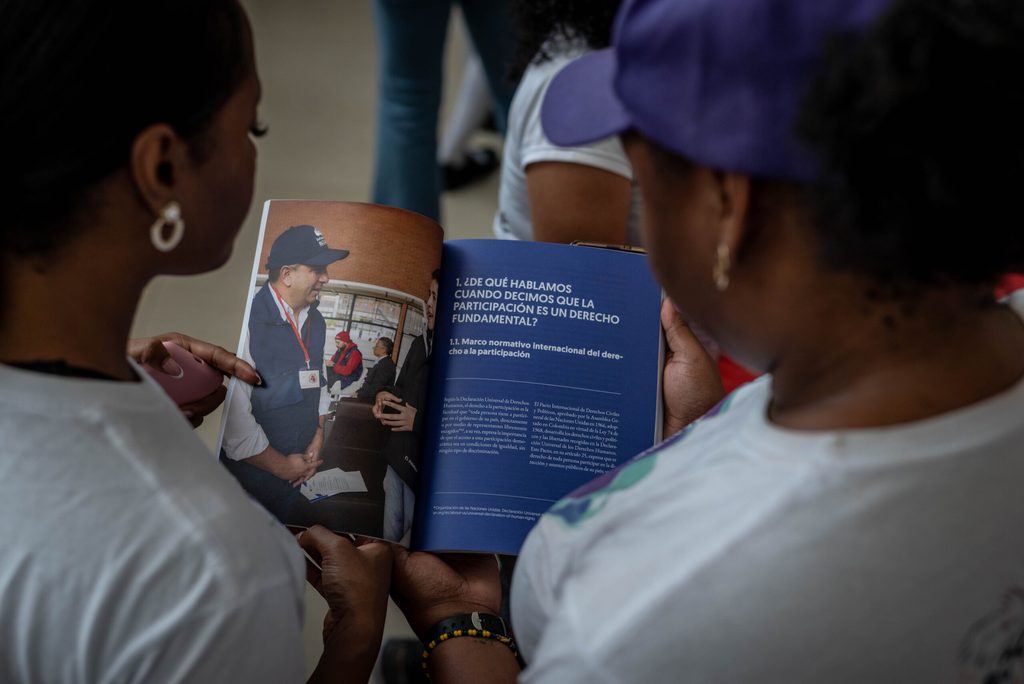 Participación en encuentro con la Defensoría del Pueblo