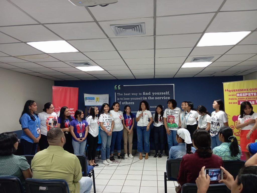 Actividad-de-conmemoracion-del-dia-internacional-de-la-nina