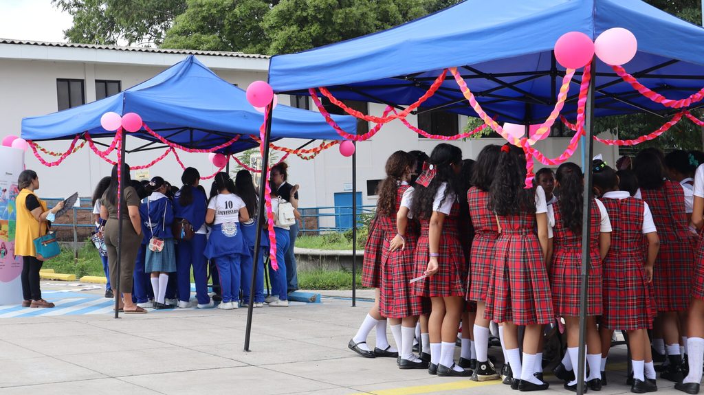 Feria mi primera Luna