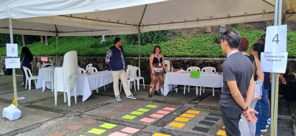 Red-Nacional-COINCIDIR-facilitando-la-estacion-de-DSDR-en-el-Tercer-Congreso-Nacional-de-EIS