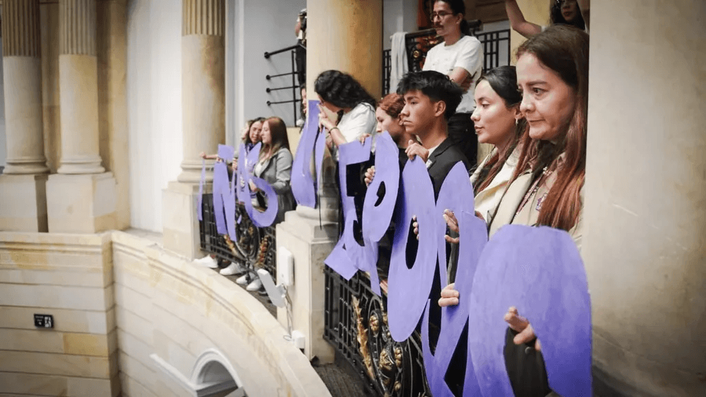 La aprobación del proyecto de ley para elevar a 18 años la edad mínima para contraer matrimonio es un primer paso importante hacia un cambio positivo. 