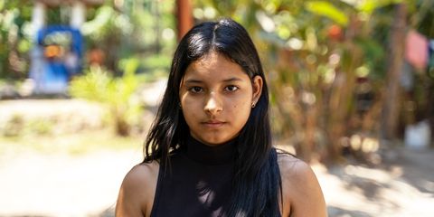 Persisten riesgos críticos de protección para niñas y niños migrantes que esperan transitar por el Darién