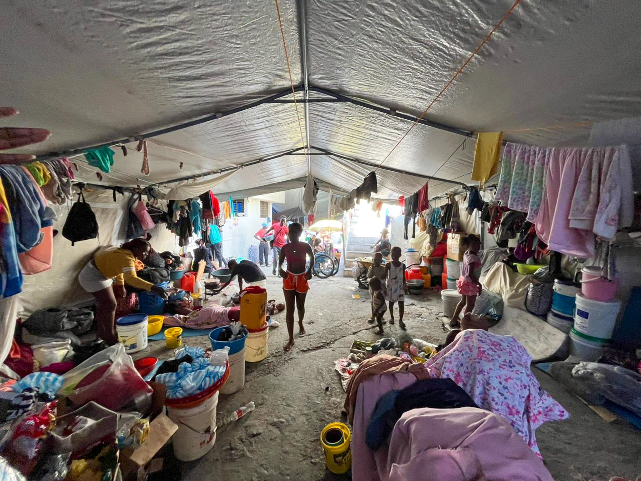 Campo para personas desplazadas internamente en Haití, debido a la situación de emergencia.