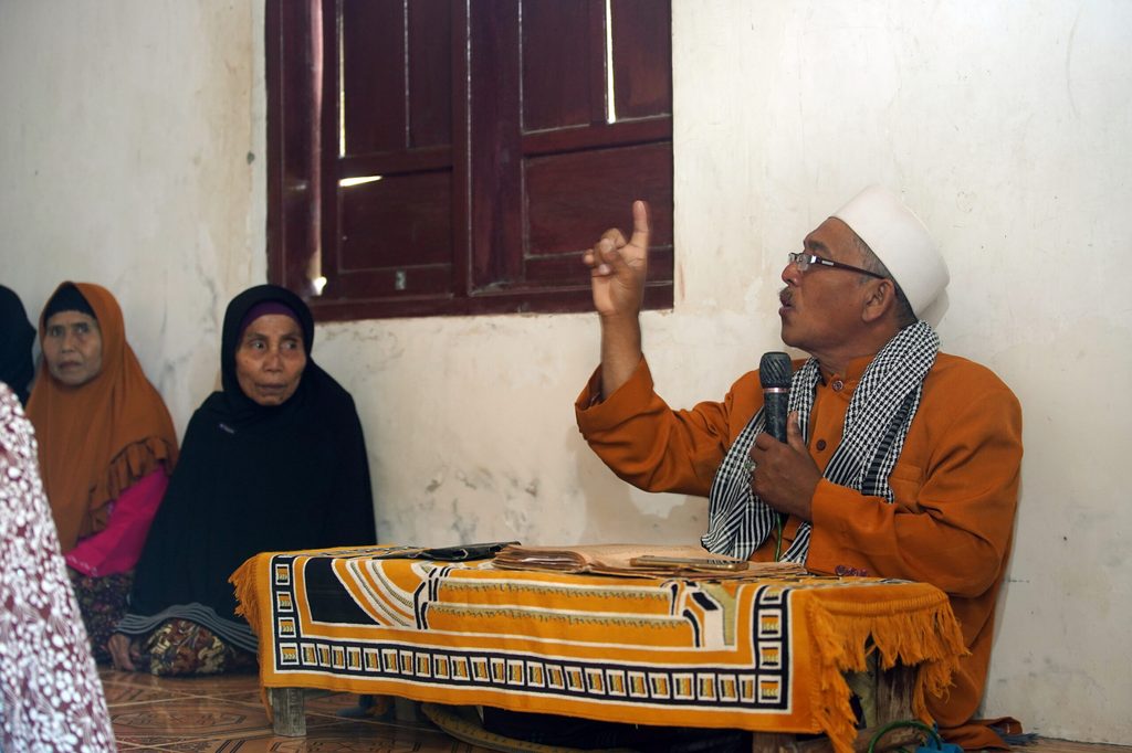 Person, Human, Clothing