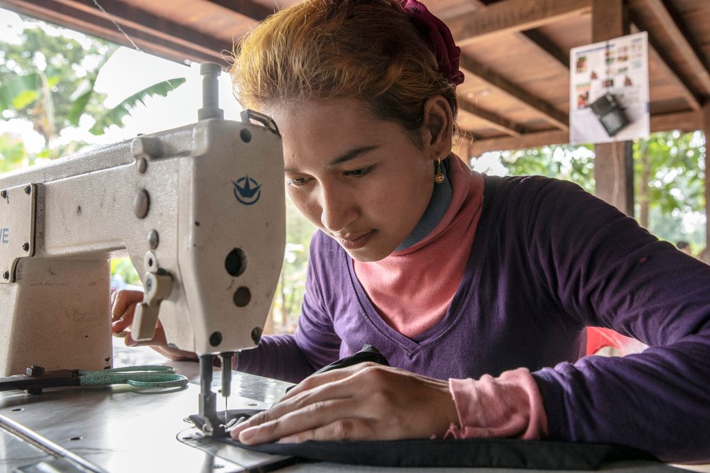 Girl, Sewing Kit, Cloth