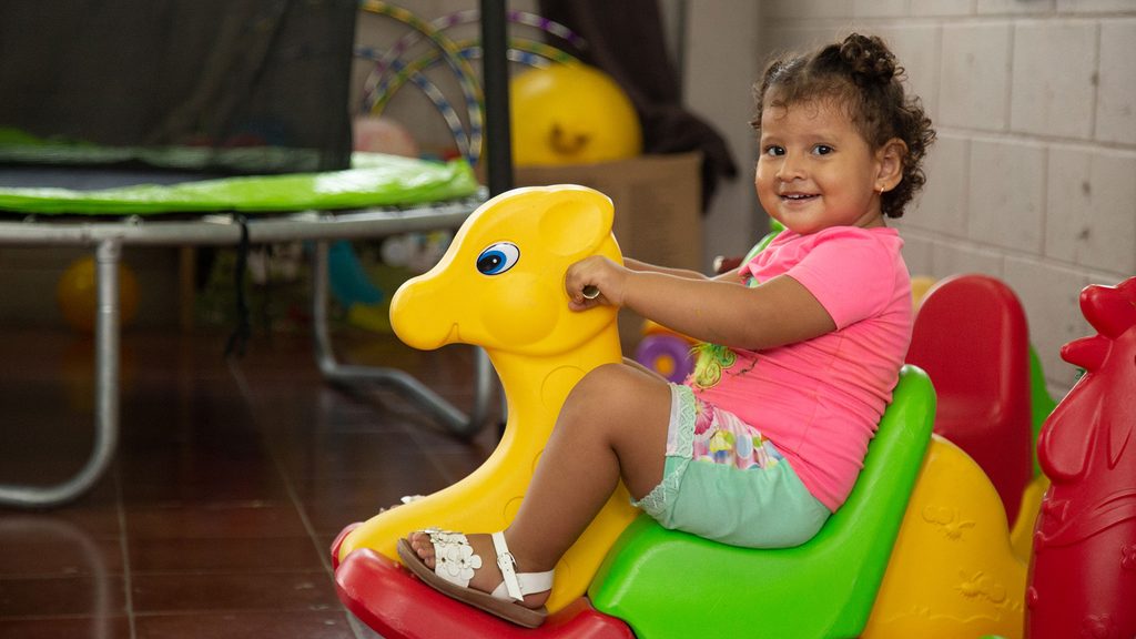 organizacion-internacional-ayuda-a-ninas-de-el-salvador