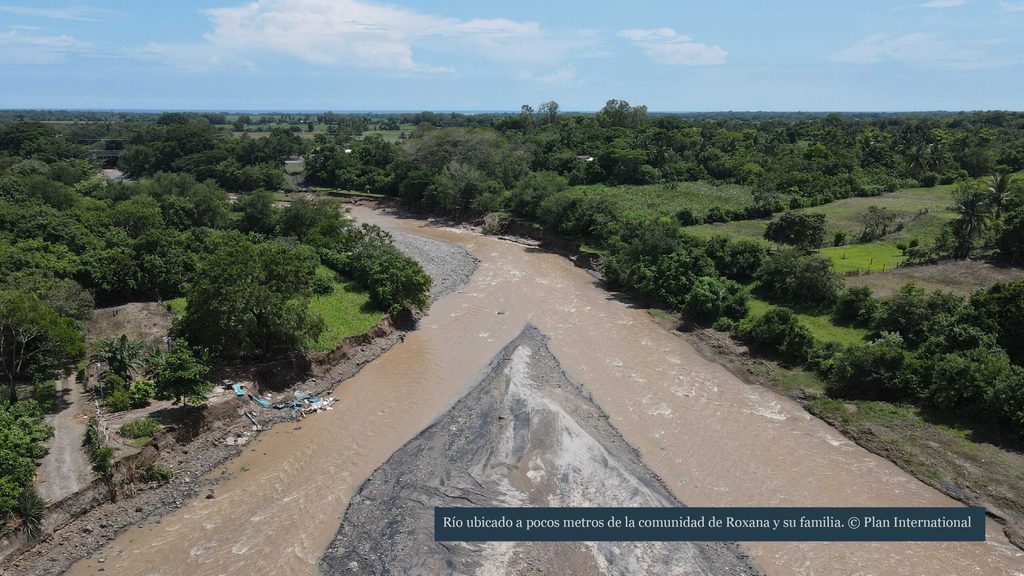 Río ubicado a pocos metros de la comunidad de Roxana y su familia