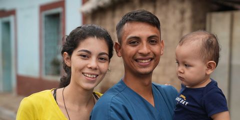 Una familia que prioriza la primera infancia