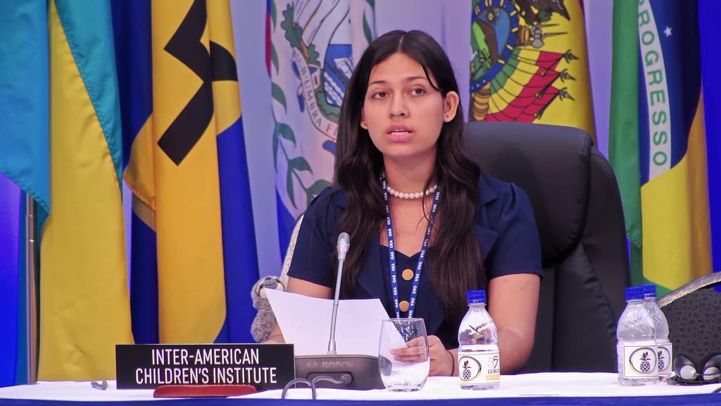 Yoselin en su segunda participación en la 55ª Asamblea General de la Organización de los Estados Americanos (OEA).
