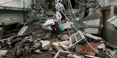 7.7 magnitude earthquake strikes in Myanmar