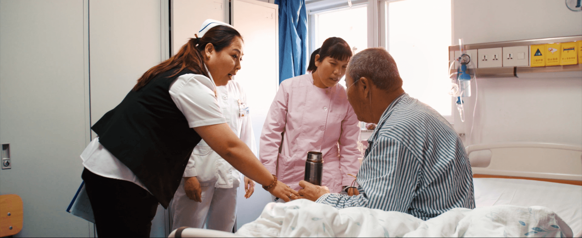 Chunxia working in the hospital