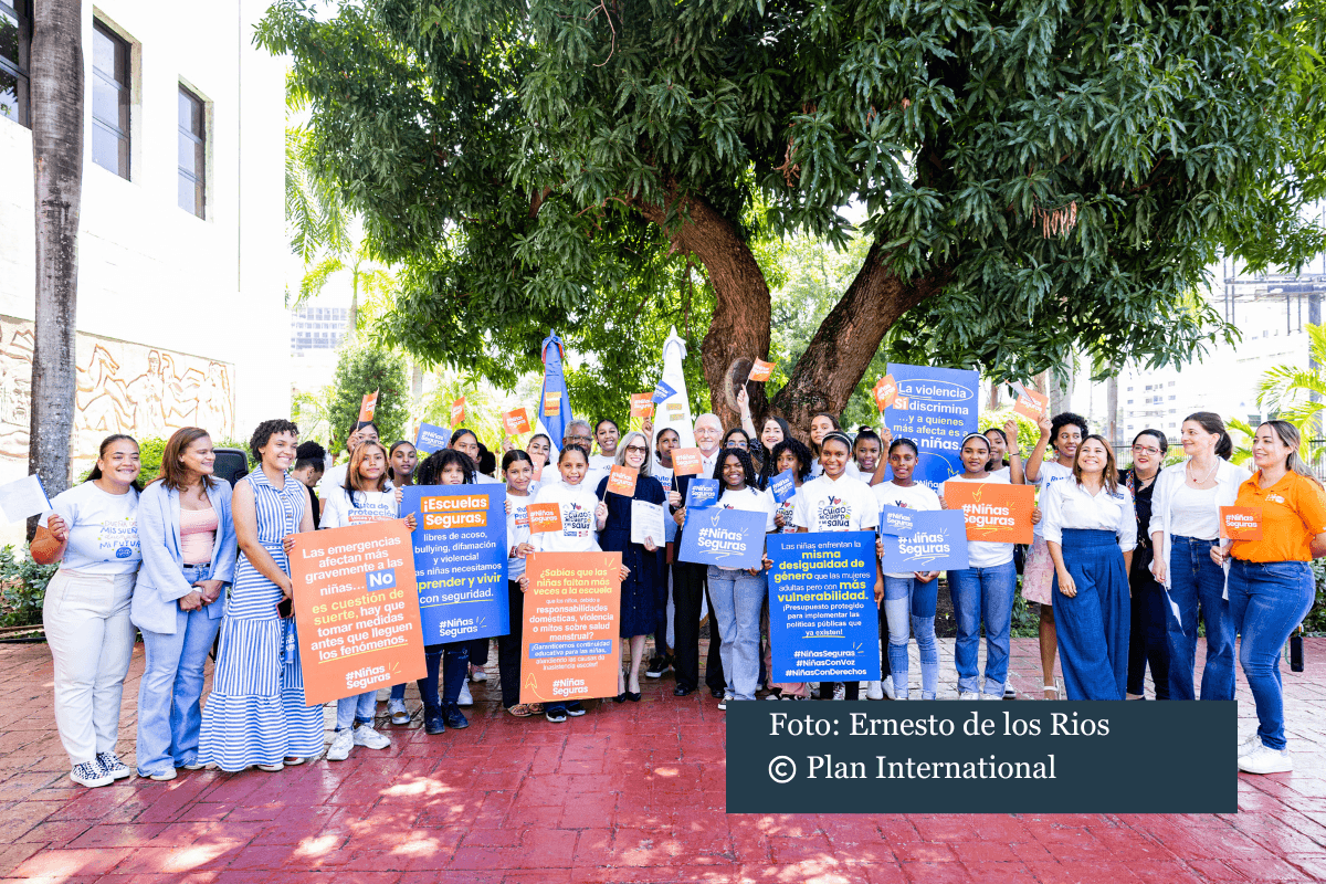 Niñas en el Ministerio de Educación de República Dominicana