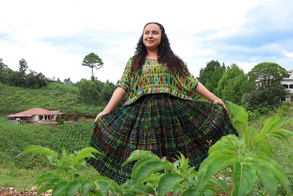 Joven lideresa en la comunidad donde vivió su infancia.