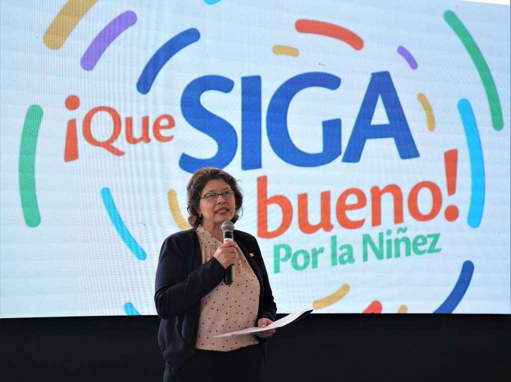 directora-de-plan-en-el-dia-del-periodista