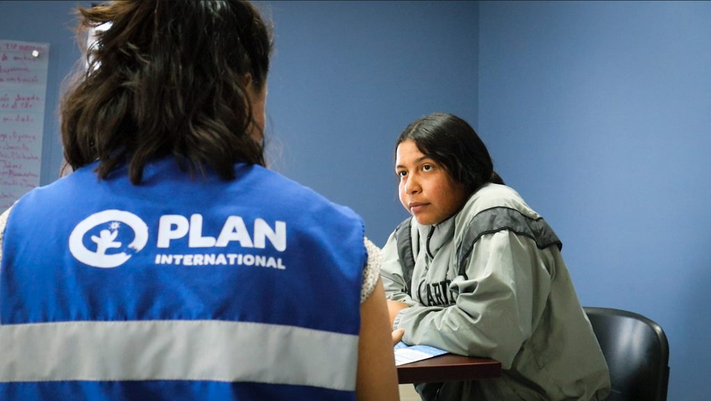 Paola* joven venezolana en movilidad.