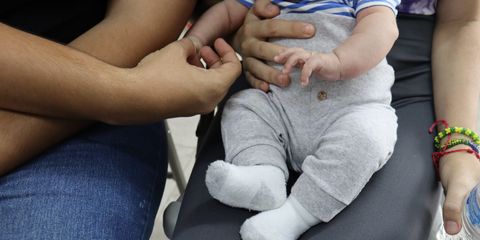 “Queremos una vida segura para nuestro hijo”, la historia de Rebeca y Daniel, personas refugiadas en México 